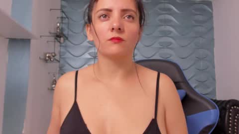 Snapshot of caty_sex4u chatting on February 2025 08:59:01 AM caty online show from February 2025 08:59:01 AM