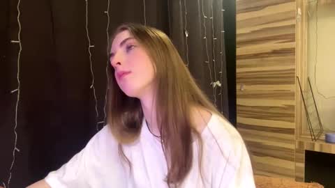 Polly online show from March 2026 08:09:02 AM