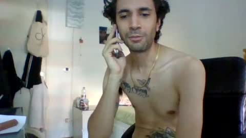 Snapshot of cazzone98italiano chatting on August 2026 03:47:02 PM cazzone98italiano online show from August 2026 03:47:02 PM