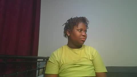 Snapshot of ceepretty25 chatting on January 2026 10:19:02 PM ceepretty25 online show from January 2026 10:19:02 PM