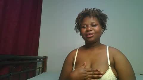 Snapshot of ceepretty25 chatting on February 2026 10:40:01 AM ceepretty25 online show from February 2026 10:40:01 AM