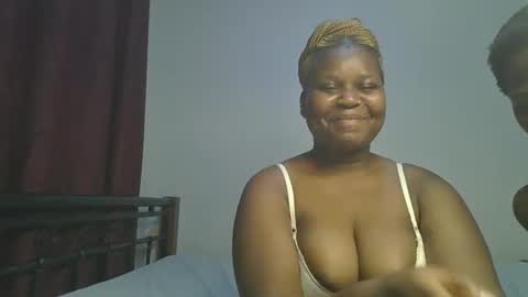 Snapshot of ceepretty25 chatting on February 2026 12:14:01 PM ceepretty25 online show from February 2026 12:14:01 PM