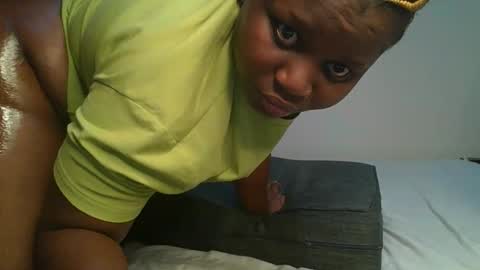 Snapshot of ceepretty25 chatting on March 2026 01:29:02 AM ceepretty25 online show from March 2026 01:29:02 AM