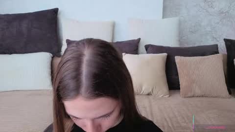 Snapshot of cel1ne_secret chatting on May 2026 06:20:02 AM Josie Manesi online show from May 2026 06:20:02 AM