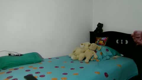 Snapshot of celessteseductora chatting on October 2025 12:22:02 PM celessteseductora online show from October 2025 12:22:02 PM