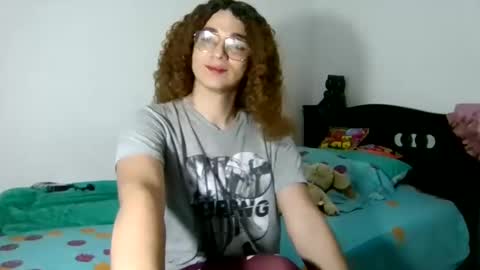 Snapshot of celessteseductora chatting on November 2025 10:34:01 PM celessteseductora online show from November 2025 10:34:01 PM