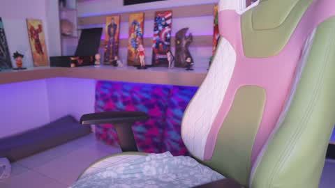 Snapshot of celeste_blazze chatting on December 2024 05:30:02 PM Celeste online show from December 2024 05:30:02 PM