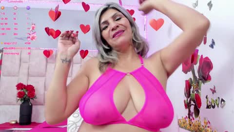 Snapshot of celeste_lincon chatting on February 2025 05:41:02 AM Celeste Lincon online show from February 2025 05:41:02 AM
