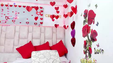 Snapshot of celeste_lincon chatting on February 2025 04:09:02 AM Celeste Lincon online show from February 2025 04:09:02 AM