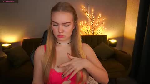 celestenoirr online show from December 2025 08:12:02 AM