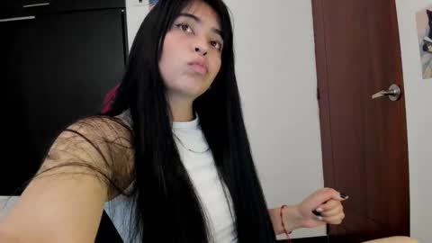 Snapshot of celestinepurple chatting on September 2025 05:39:02 PM Celestineeeeee online show from September 2025 05:39:02 PM