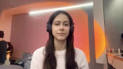 Snapshot of celinebinegar chatting on March 2026 03:40:02 PM Celine online show from March 2026 03:40:02 PM