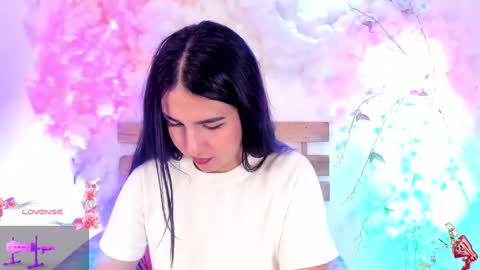 Hello guys my name is Sofi and Lizzie and  Vanessa online show from February 2025 05:32:02 PM