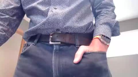 Snapshot of centerfield24 chatting on February 2025 10:09:01 PM Centerfield online show from February 2025 10:09:01 PM