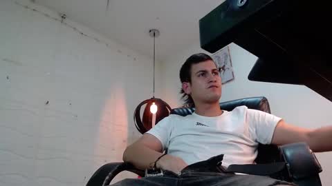 Snapshot of cerokershelby chatting on December 2024 09:47:02 AM Ceroke online show from December 2024 09:47:02 AM