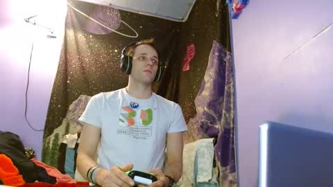 Snapshot of cguffey2284 chatting on January 2025 06:48:02 AM cguffey2284 online show from January 2025 06:48:02 AM