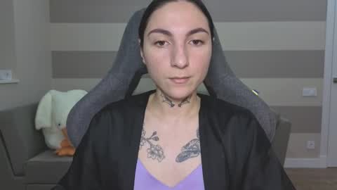 Kate online show from October 2025 05:37:01 AM