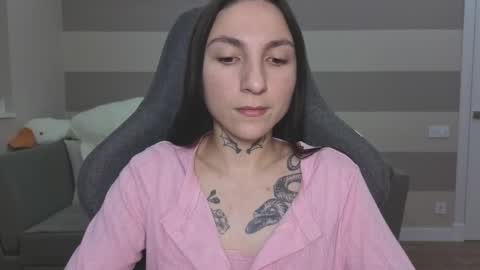 Kate online show from November 2025 06:22:01 AM