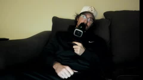 Lydong online show from November 2025 02:00:01 AM