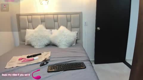 Snapshot of chanell__toledo chatting on March 2026 12:40:01 AM Chanel online show from March 2026 12:40:01 AM