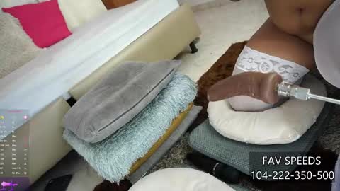 Snapshot of chanell_lovers chatting on March 2025 02:01:02 AM CHANELL online show from March 2025 02:01:02 AM