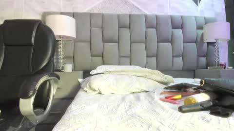 Channel online show from September 2025 12:32:01 AM