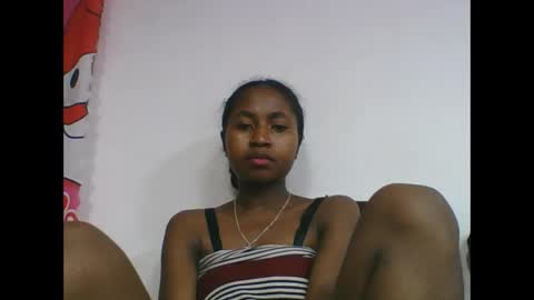 Snapshot of chantale483461 chatting on May 2026 05:21:01 PM chantale483461 online show from May 2026 05:21:01 PM