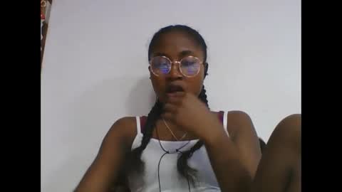 Snapshot of chantale483461 chatting on May 2026 06:10:02 AM chantale483461 online show from May 2026 06:10:02 AM