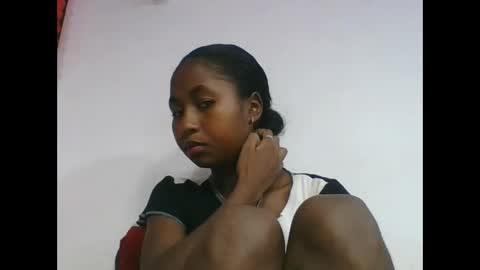 Snapshot of chantale483461 chatting on May 2026 05:02:02 AM chantale483461 online show from May 2026 05:02:02 AM