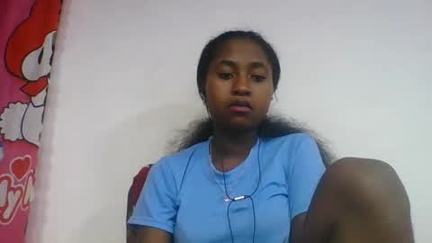 Snapshot of chantale483461 chatting on May 2026 06:29:01 AM chantale483461 online show from May 2026 06:29:01 AM
