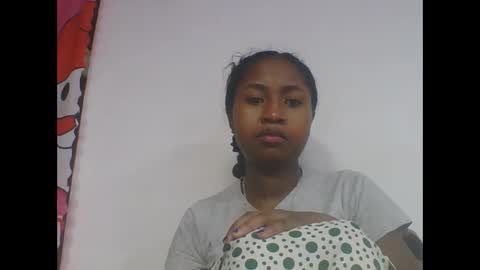 Snapshot of chantale483461 chatting on May 2026 05:15:02 AM chantale483461 online show from May 2026 05:15:02 AM