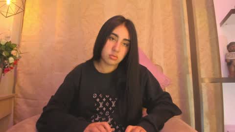 Snapshot of chantall_valkoba chatting on January 2025 05:13:01 AM Chantall online show from January 2025 05:13:01 AM