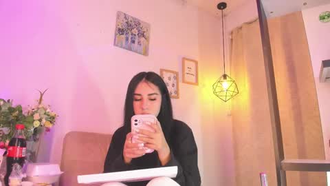 Snapshot of chantall_valkoba chatting on February 2025 04:39:01 AM Chantall online show from February 2025 04:39:01 AM