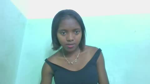 chanteuse655720 online show from May 2026 05:43:02 PM