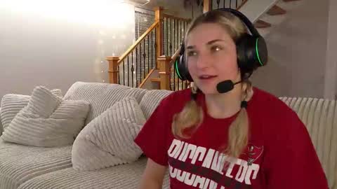 char  online show from March 2026 01:01:02 AM