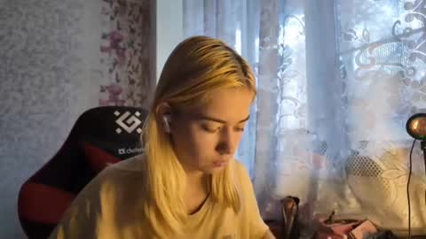 Snapshot of charleneschonert chatting on October 2025 07:54:01 AM Nancy online show from October 2025 07:54:01 AM