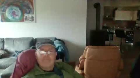 Snapshot of charles6064 chatting on January 2025 12:24:02 PM charles6064 online show from January 2025 12:24:02 PM