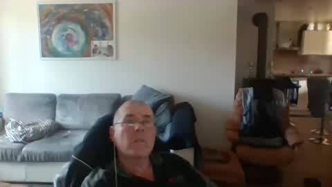 Snapshot of charles6064 chatting on September 2025 12:38:01 PM charles6064 online show from September 2025 12:38:01 PM