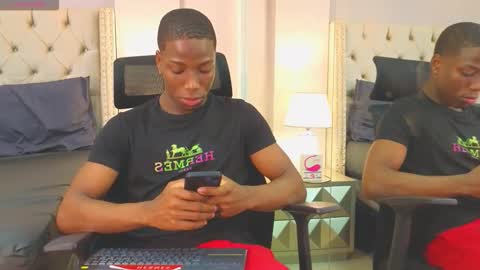 charlesbrown_ online show from November 2025 12:27:02 PM