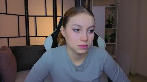 Snapshot of charlesreynosa chatting on February 2026 08:36:02 PM Ariel online show from February 2026 08:36:02 PM