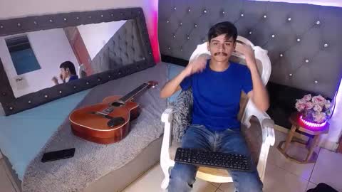 Snapshot of charlie_cock_ chatting on September 2025 03:50:02 AM Charlie online show from September 2025 03:50:02 AM