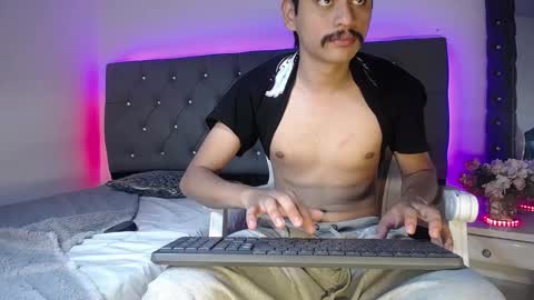 Snapshot of charlie_cock_ chatting on September 2025 04:13:02 AM Charlie online show from September 2025 04:13:02 AM