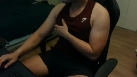 Snapshot of charliekkw chatting on December 2024 03:26:01 AM charliekkw online show from December 2024 03:26:01 AM