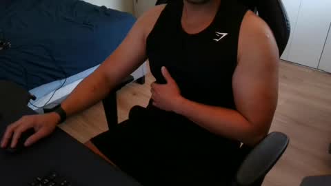 Snapshot of charliekkw chatting on February 2025 08:55:01 PM charliekkw online show from February 2025 08:55:01 PM