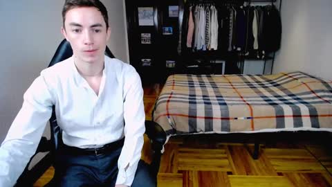 carlos reyes online show from February 2025 11:17:01 AM