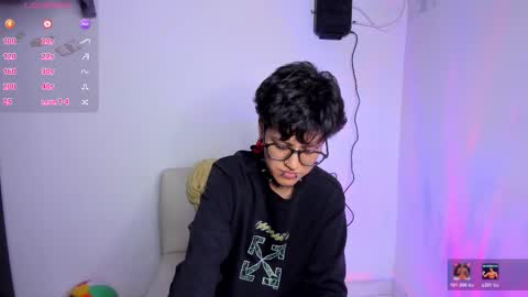 Snapshot of charlietaylorr__ chatting on February 2026 07:21:02 AM Charlie online show from February 2026 07:21:02 AM