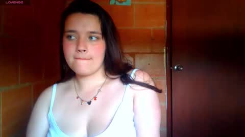 Charlotte  online show from November 2025 07:12:01 PM