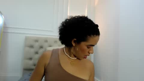 charlottte y dante online show from January 2026 03:31:01 AM