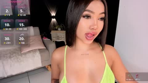 Charlotte online show from January 2025 08:44:01 PM