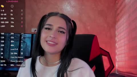 Snapshot of charlotte_greys chatting on February 2025 10:25:01 PM Charlotte  online show from February 2025 10:25:01 PM